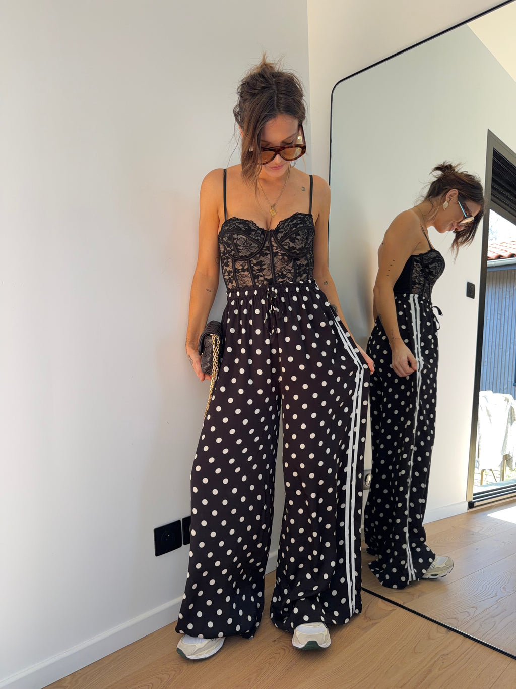 Pantalon en soie fluide à pois - noir