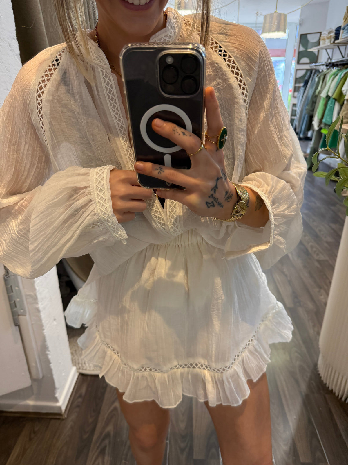 Jupe short - brodé écru