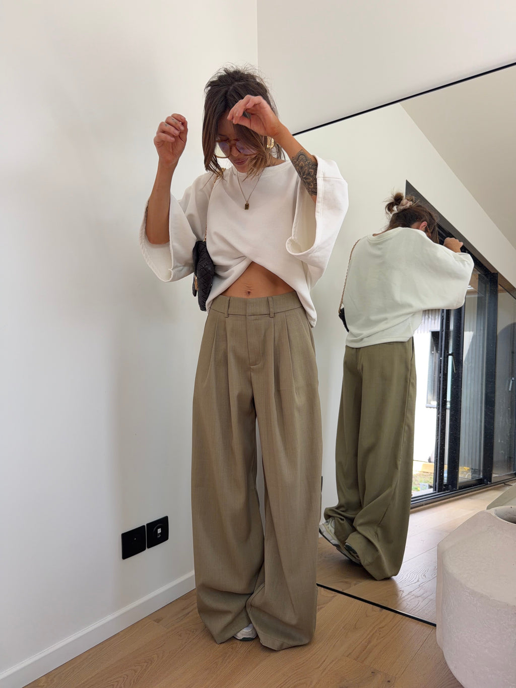 Pantalon droit à détails - olive