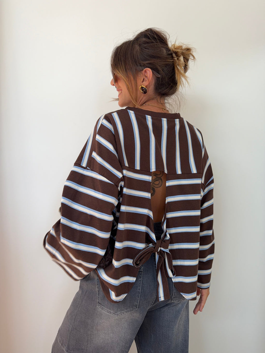 T-shirt manches longue avec noeud rayé - chocolat