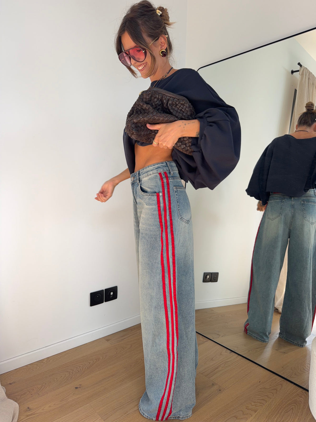 Jeans à bandes rouges (pré commande)